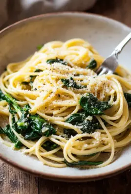 Spaghetti mit Spinat Frischkäse-Sauce